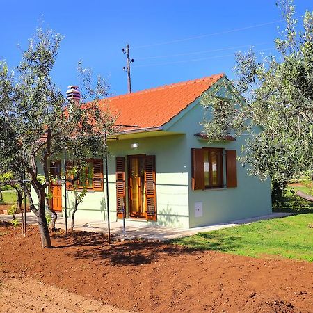 Holiday Home Zemljak Сукошан Екстер'єр фото