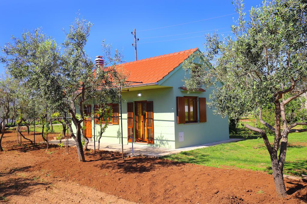 Holiday Home Zemljak Сукошан Екстер'єр фото